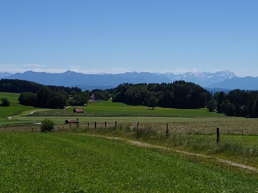 Radtour von München nach Münsing zur Maria-Dank-Kapelle: Ausblick vom Fürst-Tegernberg aus