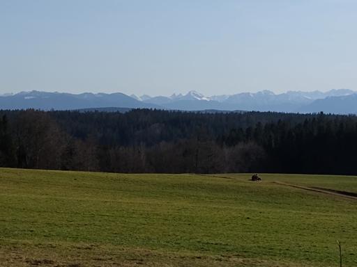 Radtour von München zur Ludwigshöhe bei Kleindingharting: Blick von der Ludwigshöhe aus