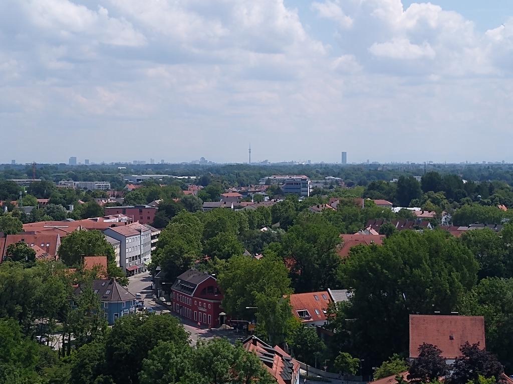 Radtour von München nach Dachau: Ausblick von der Dachauer Schlossterrasse