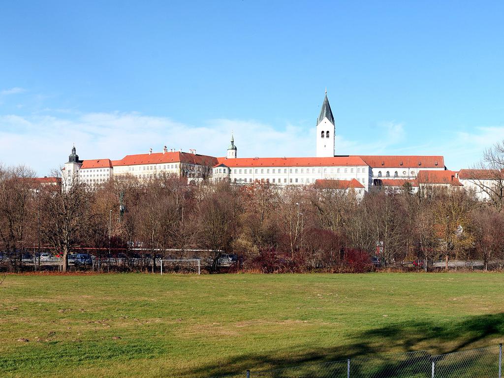 Radtouren in den Münchner Nordosten: Blick auf den Freisinger Dom