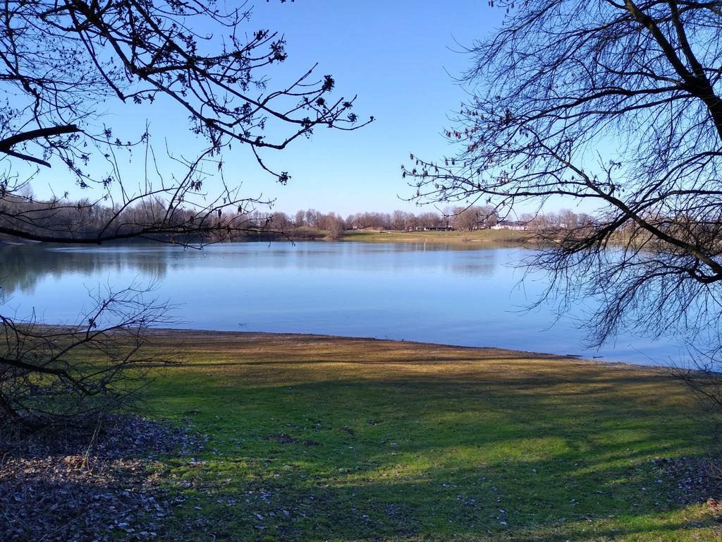 Radtouren von München an den Heimstettener See und weiteren Seen im Münchner Osten zum Baden