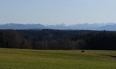 Radtour von München zur Ludwigshöhe bei Kleindingharting: Blick von der Ludwigshöhe aus