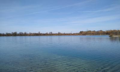 Radtour von München an den Langwieder See zum Baden: Blick auf den Langwieder See