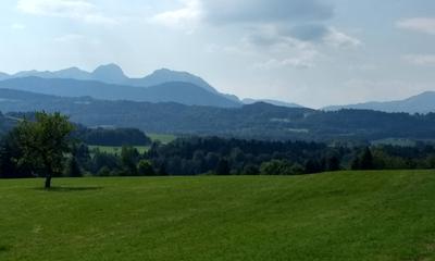 Radtour von München nach Wilparting am Irschenberg: Blick auf den Wendelstein von Wilparting aus