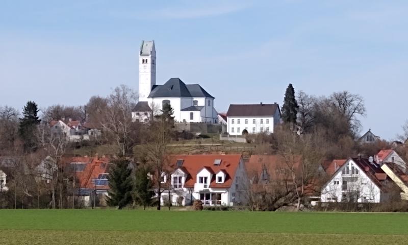 Radtouren in den Münchner Nordwesten: Blick auf Bergkirchen