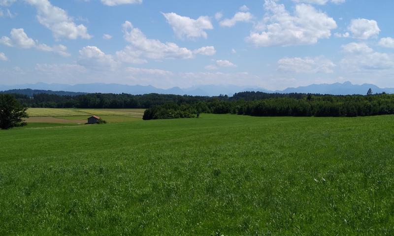 Radtour von München nach Glonn: Ausblick von Kreuz über das Glonntal